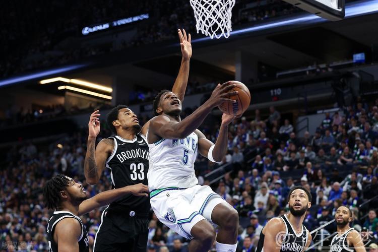 爱德华兹25+6 森林狼力克活塞 爱德华兹25+6 森林狼力克活塞